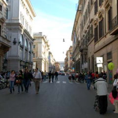 Via del Corso – La via dello Shopping