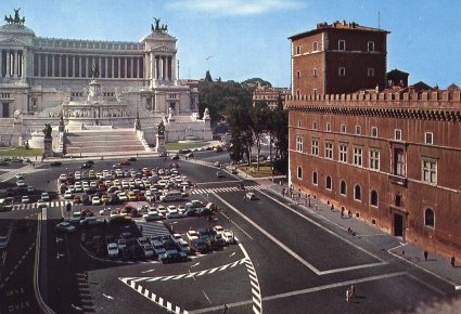 Piazza Venezia e il Vittoriano