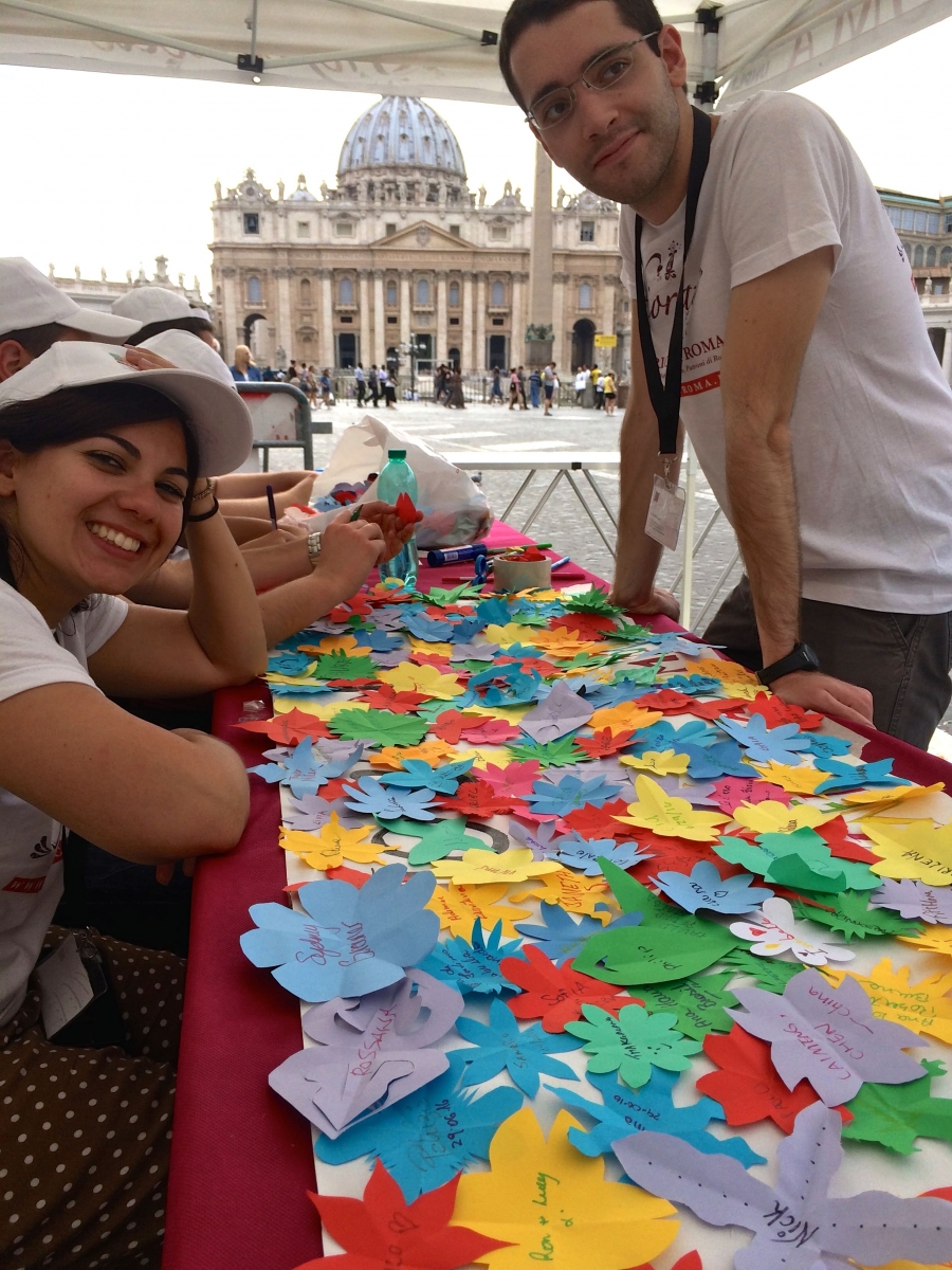 Iinfiorata Roma 2016 - attività dei volontari del servizio civile                